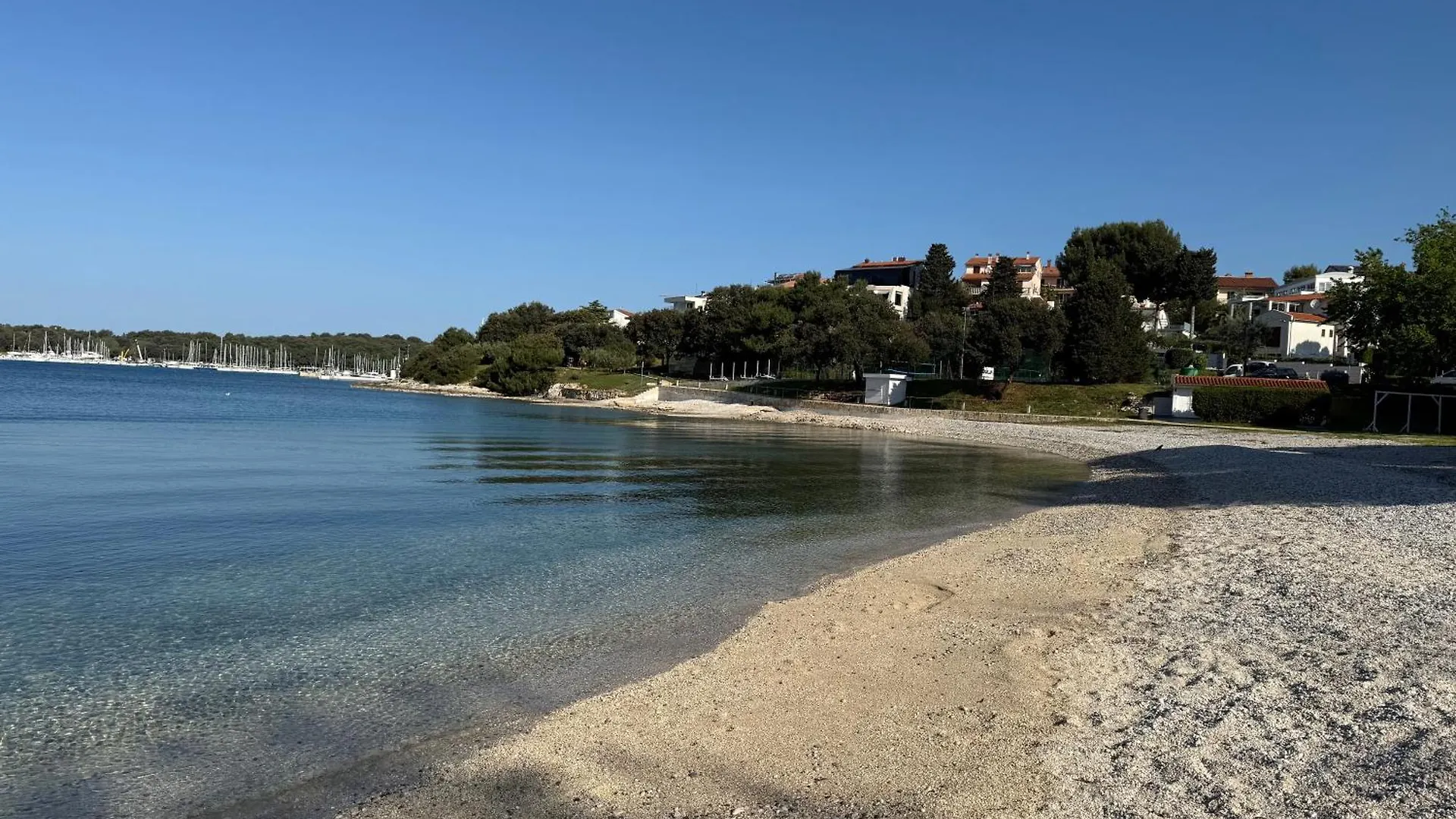 ApartHotel Viola Pjescana Uvala 4*,