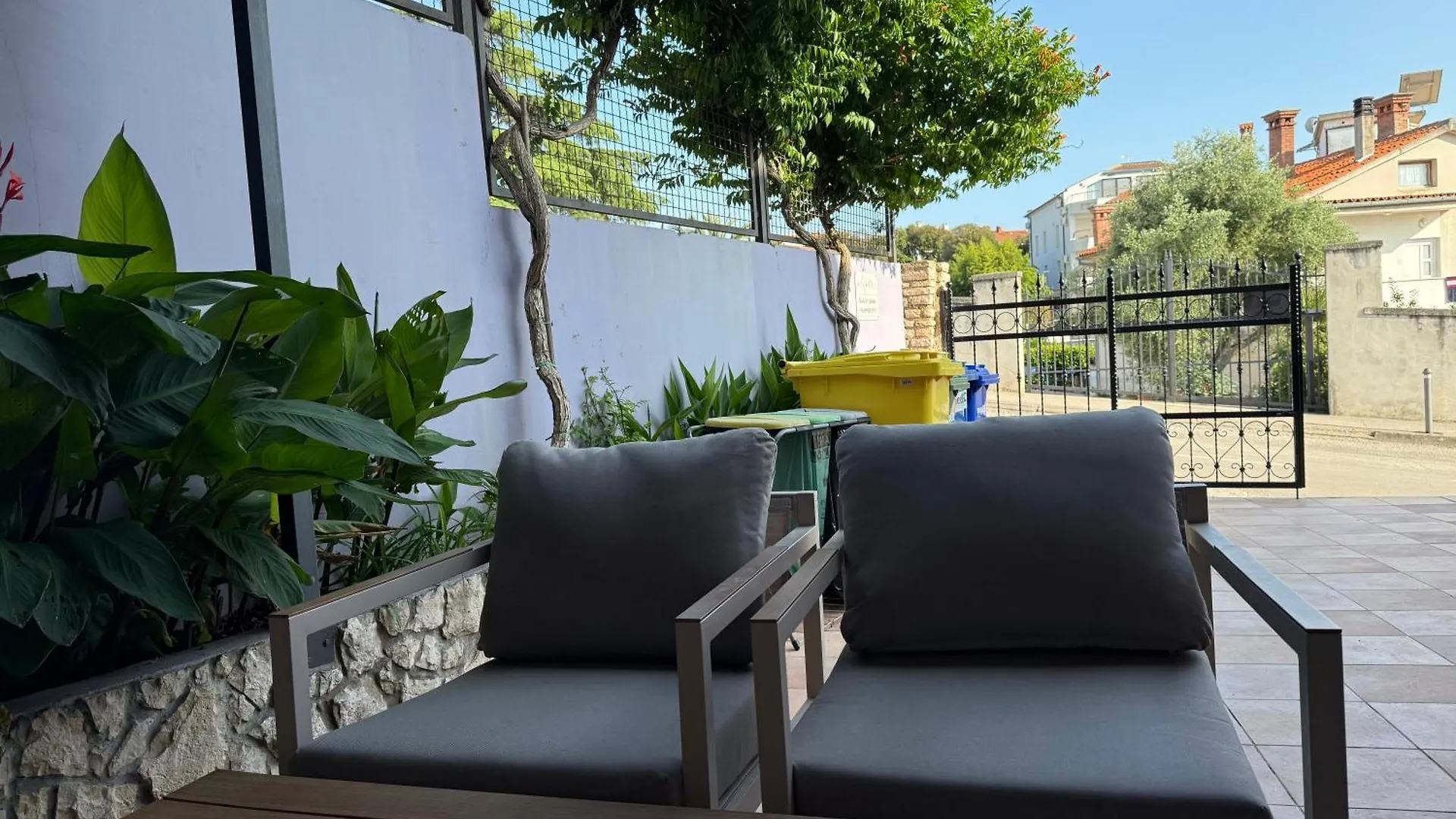 ApartHotel Viola Pjescana Uvala